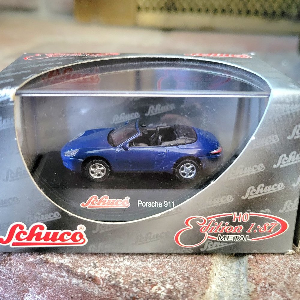 Schuco Porsche 911 Convertible Model Car - 1:87 Scale